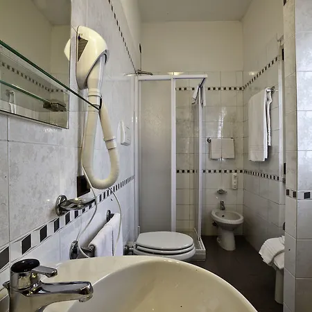 Otel Nastro Azzurro Monguzzo