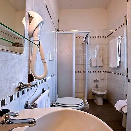 Hotel Nastro Azzurro Monguzzo
