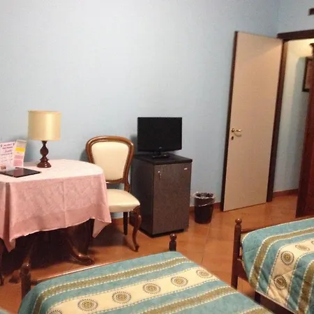 Nastro Azzurro مونغوتْسو